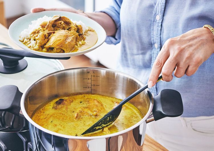 Nồi chảo Universal Cookware 4L - Tupperware